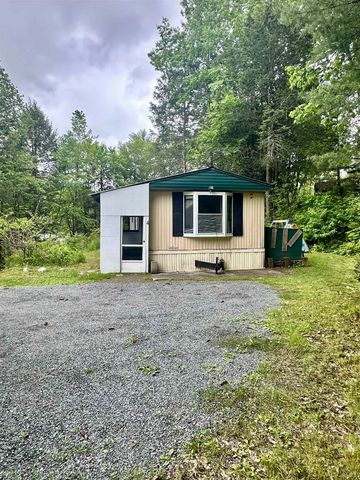 4 Reservoir Road, Brattleboro, VT 05301