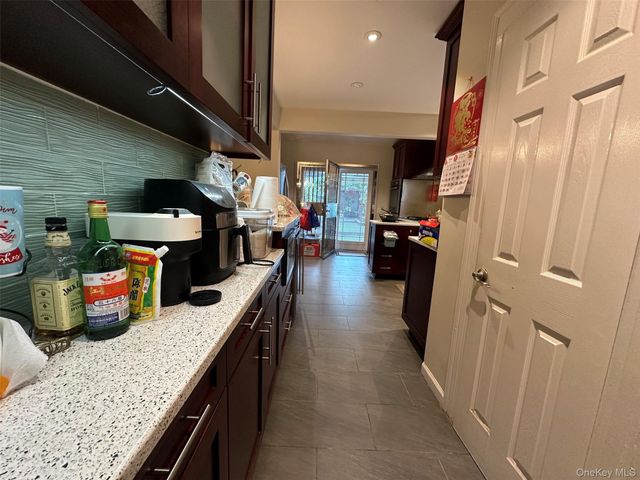 35-20 Utopia Parkway, Flushing, NY 11358