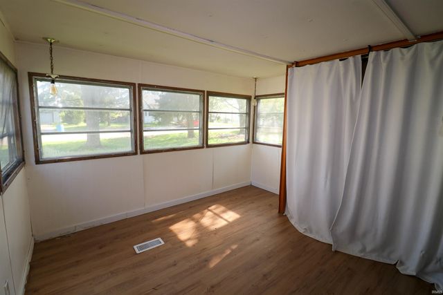 1008 W Elm Street, Hartford City, IN 47348