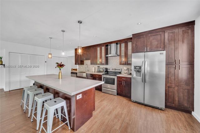 710 NE 141st Street, North Miami, FL 33161