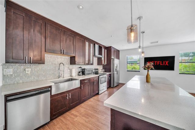 710 NE 141st Street, North Miami, FL 33161