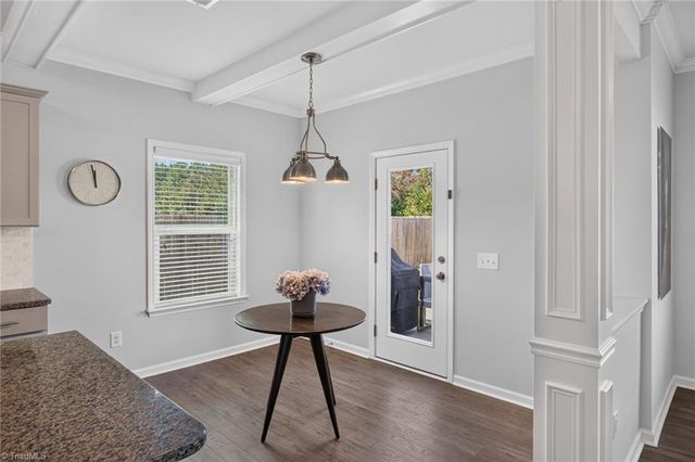 2460 Dog Leg Drive, Winston-salem, NC 27103
