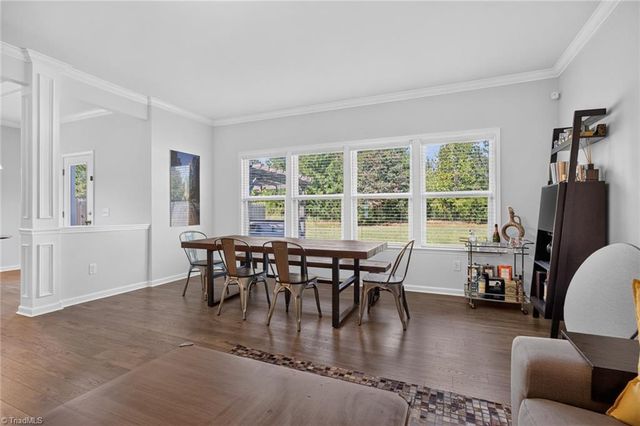2460 Dog Leg Drive, Winston-salem, NC 27103