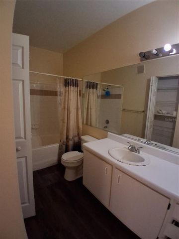 5620 PINNACLE HEIGHTS CIRCLE 303, Tampa, FL 33624