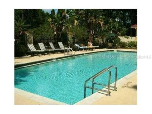 5620 PINNACLE HEIGHTS CIRCLE 303, Tampa, FL 33624