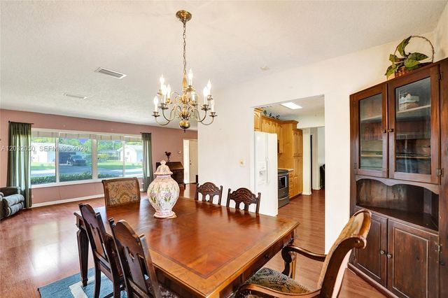 7421 NW 8th Court, Plantation, FL 33317