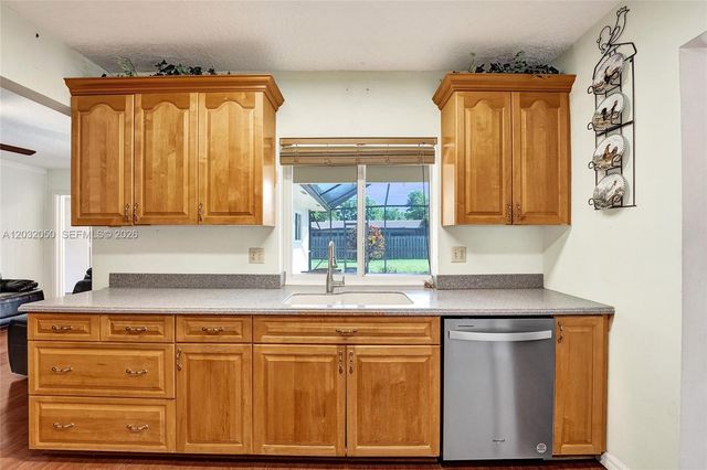 7421 NW 8th Court, Plantation, FL 33317