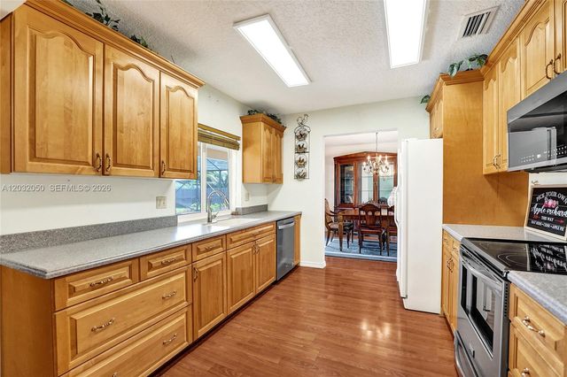 7421 NW 8th Court, Plantation, FL 33317