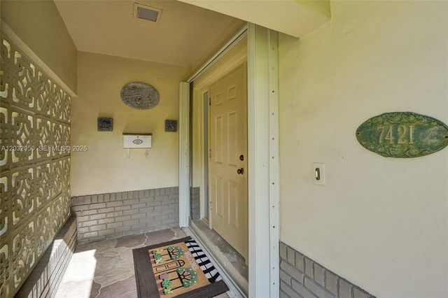 7421 NW 8th Court, Plantation, FL 33317