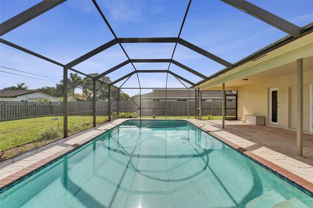7421 NW 8th Court, Plantation, FL 33317