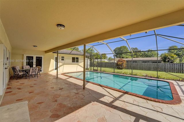 7421 NW 8th Court, Plantation, FL 33317