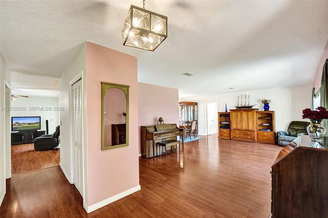7421 NW 8th Court, Plantation, FL 33317
