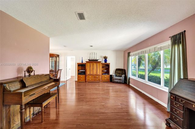 7421 NW 8th Court, Plantation, FL 33317