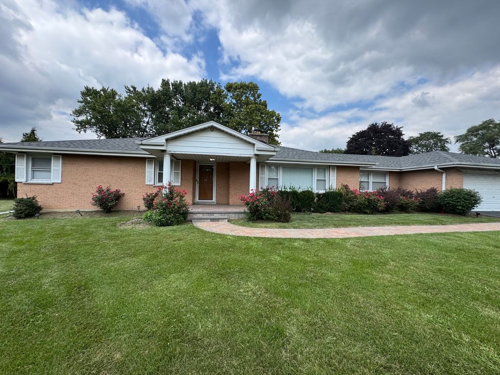 7450 Webster Street, Downers Grove, IL 60516