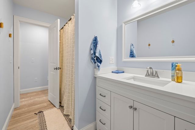 86 Ocean View Ave, Swansea, MA 02777