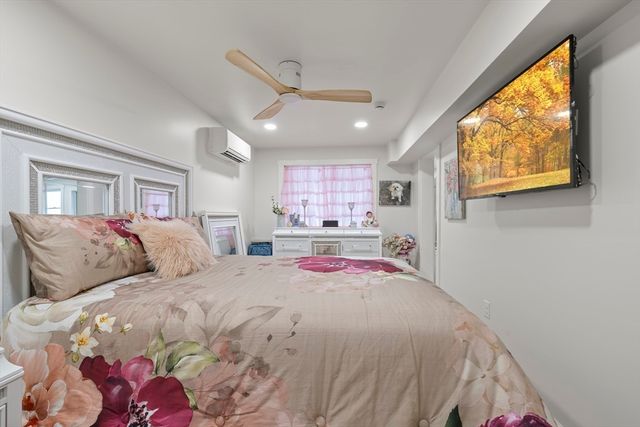 86 Ocean View Ave, Swansea, MA 02777