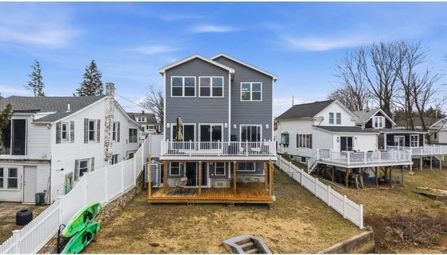 86 Ocean View Ave, Swansea, MA 02777