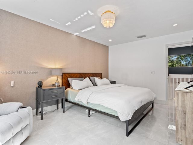 2553 NW 42nd Ave, Coconut Creek, FL 33066