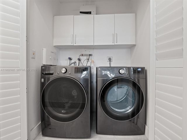 2553 NW 42nd Ave, Coconut Creek, FL 33066