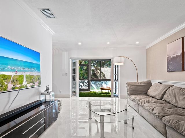 2553 NW 42nd Ave, Coconut Creek, FL 33066