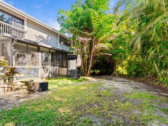 2553 NW 42nd Ave, Coconut Creek, FL 33066