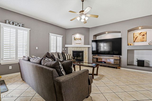 3065 TIERRA NORA Drive, El Paso, TX 79938