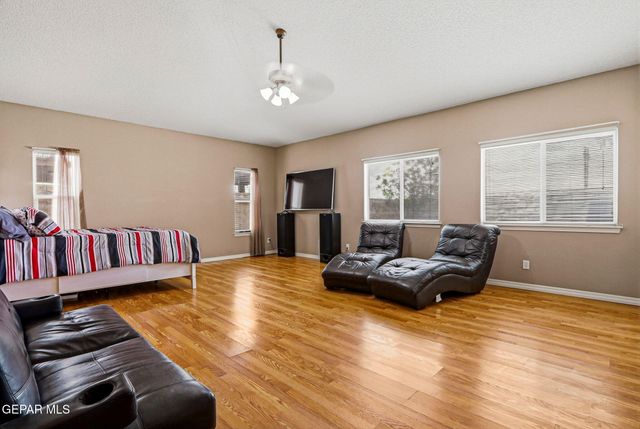 3065 TIERRA NORA Drive, El Paso, TX 79938