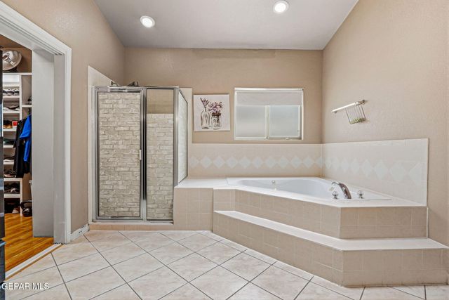 3065 TIERRA NORA Drive, El Paso, TX 79938