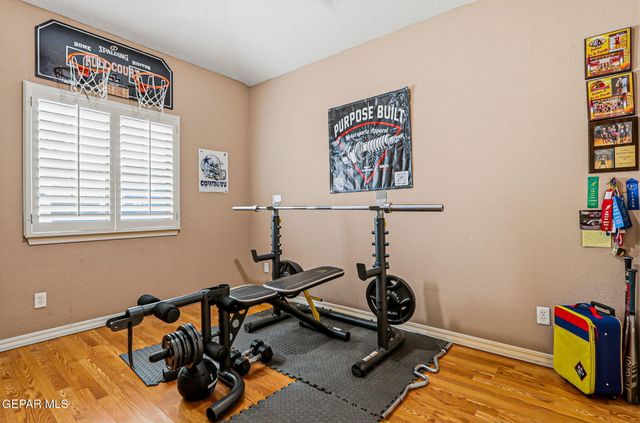 3065 TIERRA NORA Drive, El Paso, TX 79938