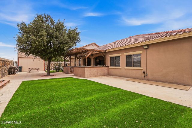 3065 TIERRA NORA Drive, El Paso, TX 79938