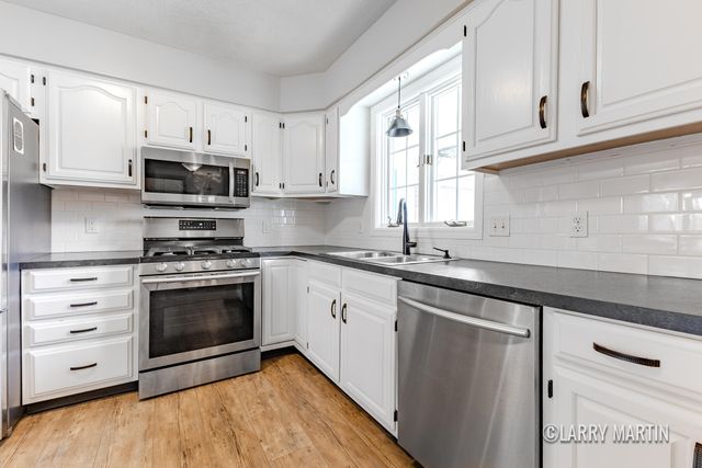 6696 City View Drive, Georgetown Twp, MI 49426