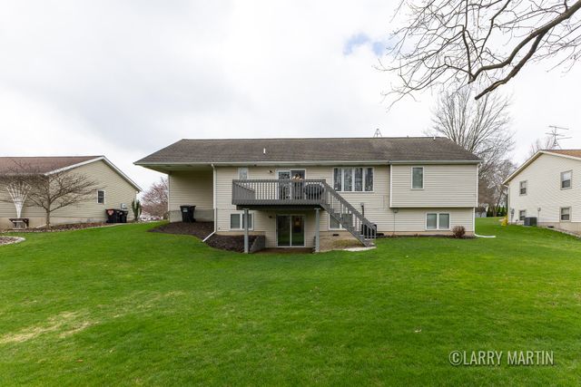 6696 City View Drive, Georgetown Twp, MI 49426
