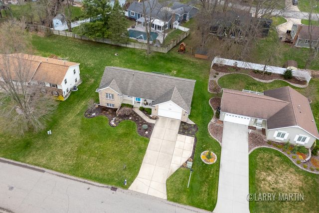 6696 City View Drive, Georgetown Twp, MI 49426
