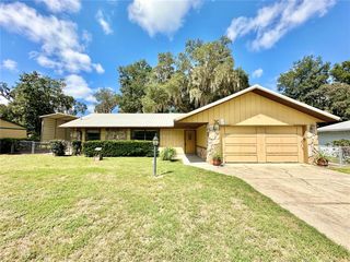 26 JUNIPER PASS LANE, Ocala, FL 34480