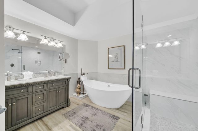 15300 Emerald Coast Parkway 404, Destin, FL 32541