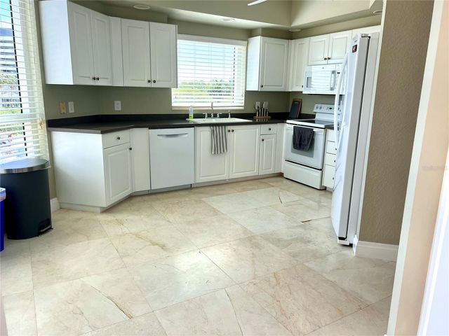 1180 GULF BOULEVARD 306, Clearwater, FL 33767
