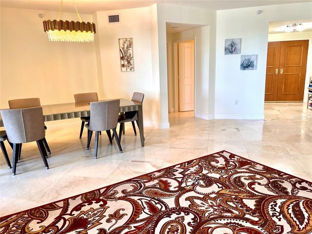 1180 GULF BOULEVARD 306, Clearwater, FL 33767