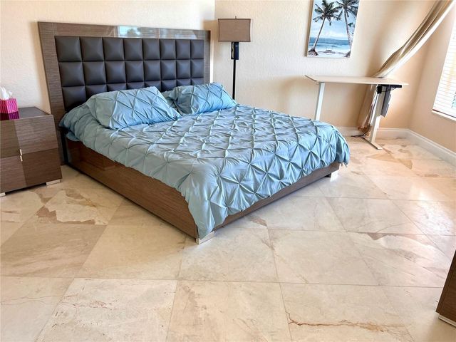 1180 GULF BOULEVARD 306, Clearwater, FL 33767