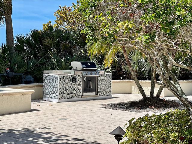 1180 GULF BOULEVARD 306, Clearwater, FL 33767