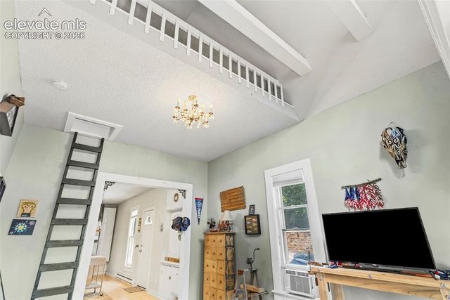 909 Osage Avenue, Manitou Springs, CO 80829