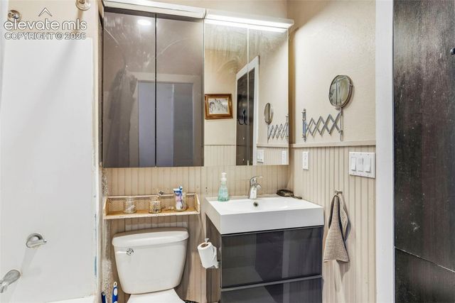 909 Osage Avenue, Manitou Springs, CO 80829