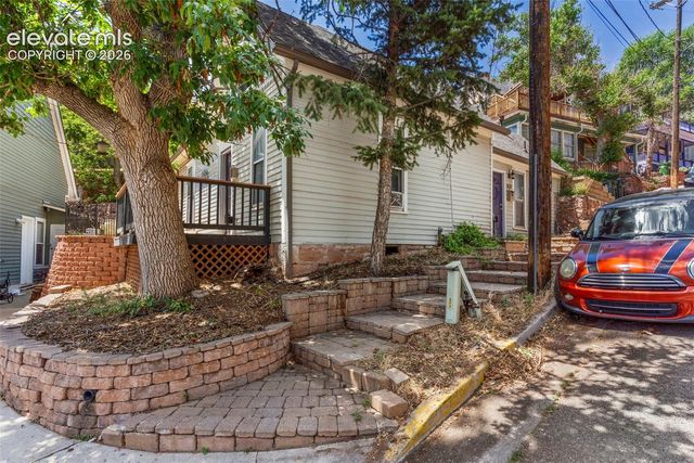 909 Osage Avenue, Manitou Springs, CO 80829