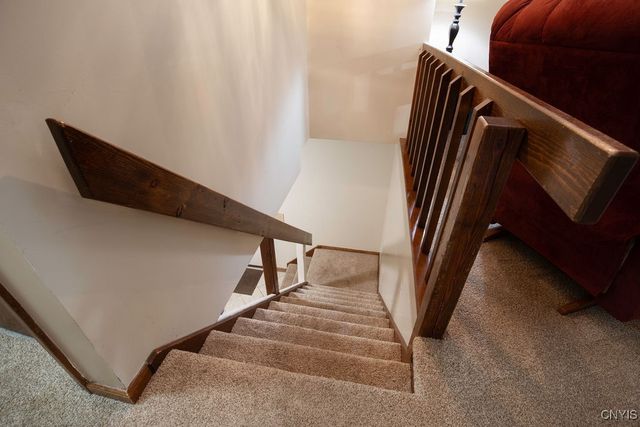 8742 Tallwood Ridge, Lysander, NY 13027