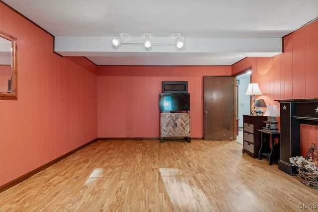 8742 Tallwood Ridge, Lysander, NY 13027