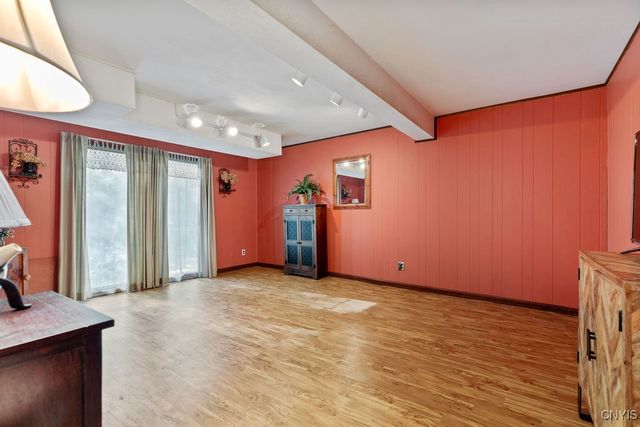 8742 Tallwood Ridge, Lysander, NY 13027