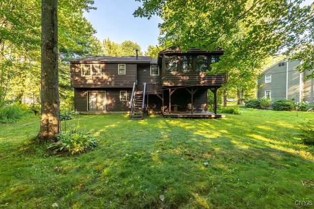 8742 Tallwood Ridge, Lysander, NY 13027