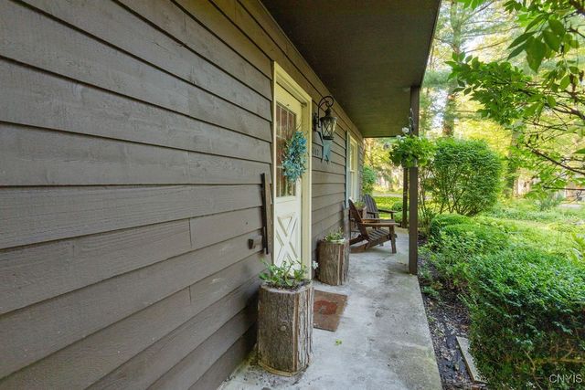 8742 Tallwood Ridge, Lysander, NY 13027