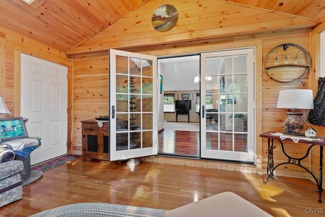 8742 Tallwood Ridge, Lysander, NY 13027