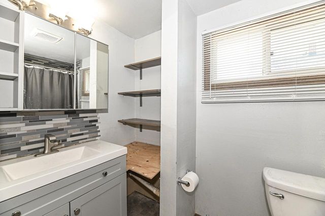 3945 E Birchwood AVENUE, Cudahy, WI 53110