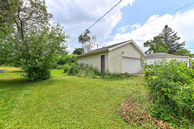 3945 E Birchwood AVENUE, Cudahy, WI 53110